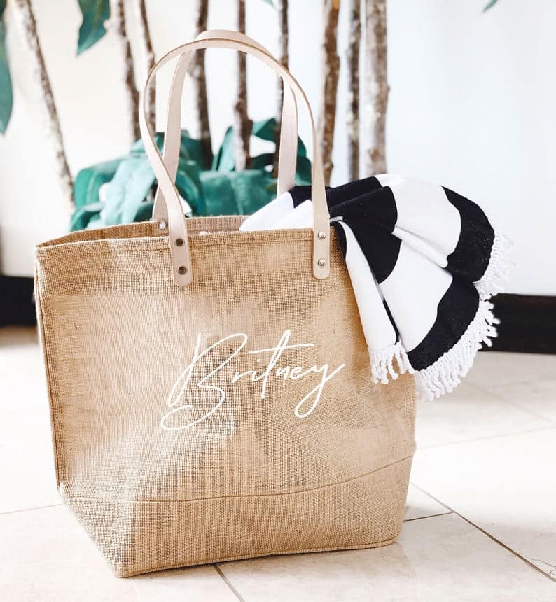 bridal party gift ideas: Personalized Burlap Bags