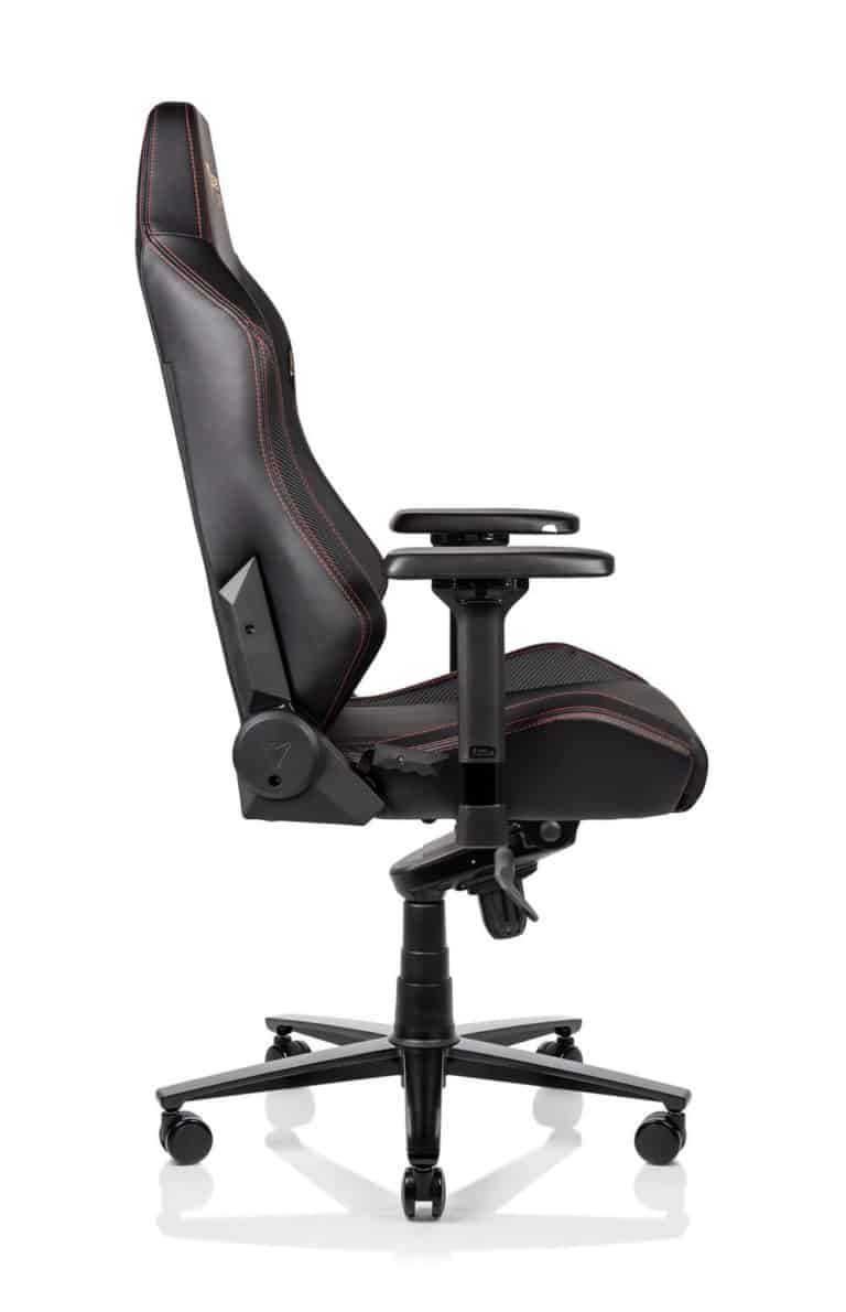 cool gift for pc gamers: gaming chair