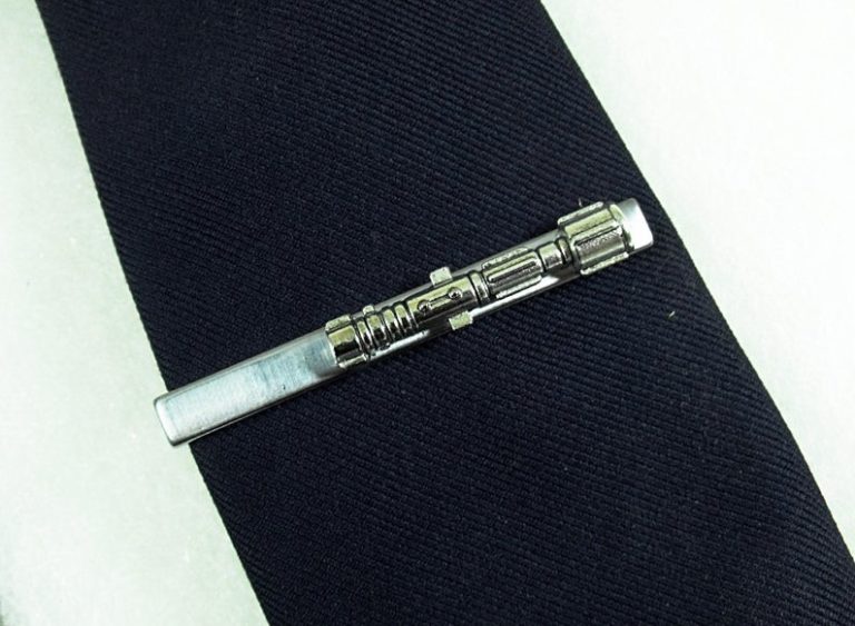 geek gifts for him: lightsaber tie clip