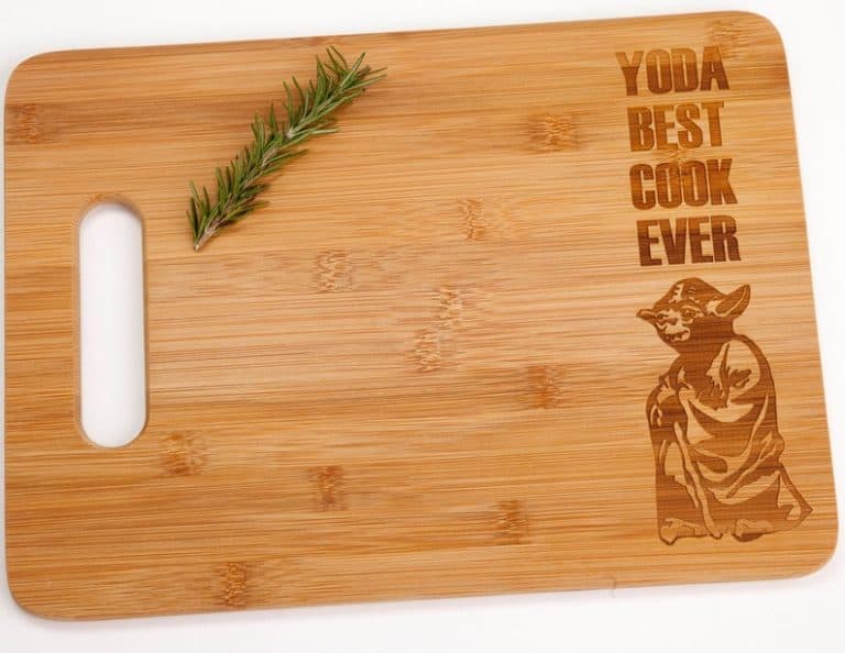 star wars gift for him: yoda best cook ever cutting board