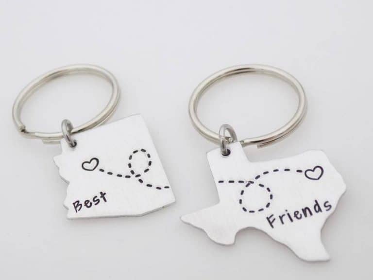 The 27 Most Heartfelt Long-Distance Friendship Gifts for Your BFF in ...