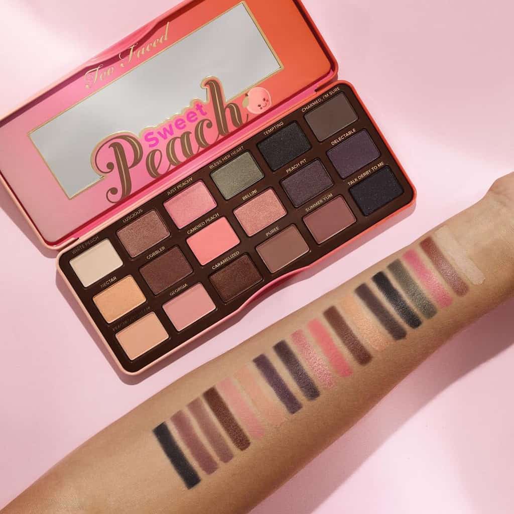 Sweet Peach Eye Shadow Palette - best gifts for teenage girls