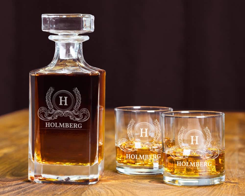 gifts for whiskey lovers: engraved decanter set