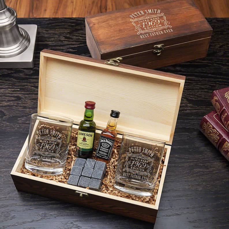 gifts for whiskey lovers: Ultra Rare Edition Engraved Eastham Whiskey Gift Set 