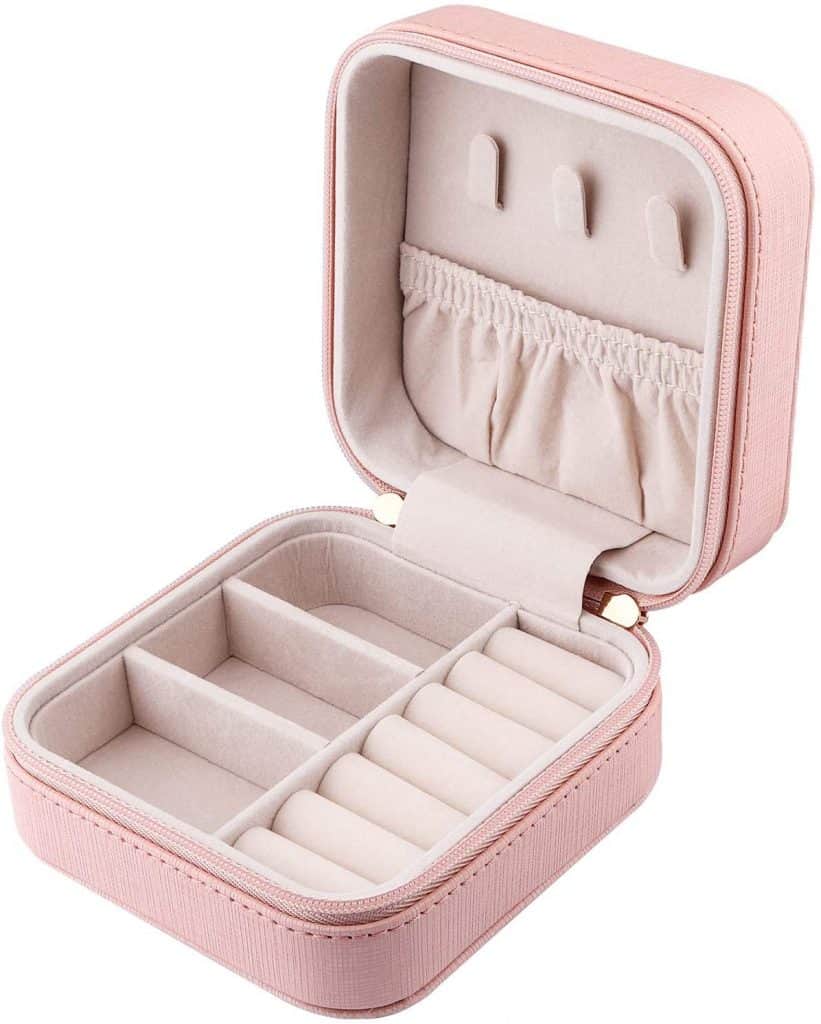 bridesmaid and maid of honor gifts: travel jewelry box