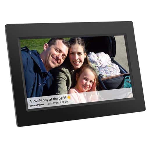 gift ideas for someone moving out of state: Digital Picture Frame