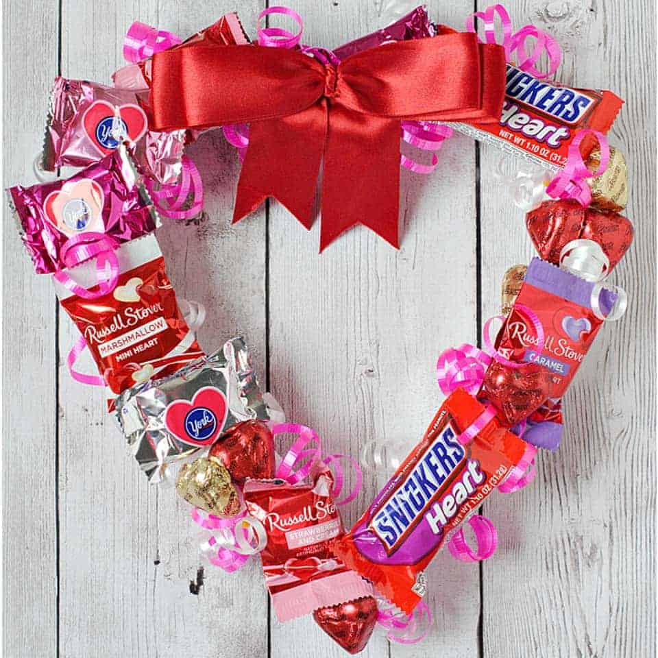 cute things to make your boyfriend: Candy Wreath