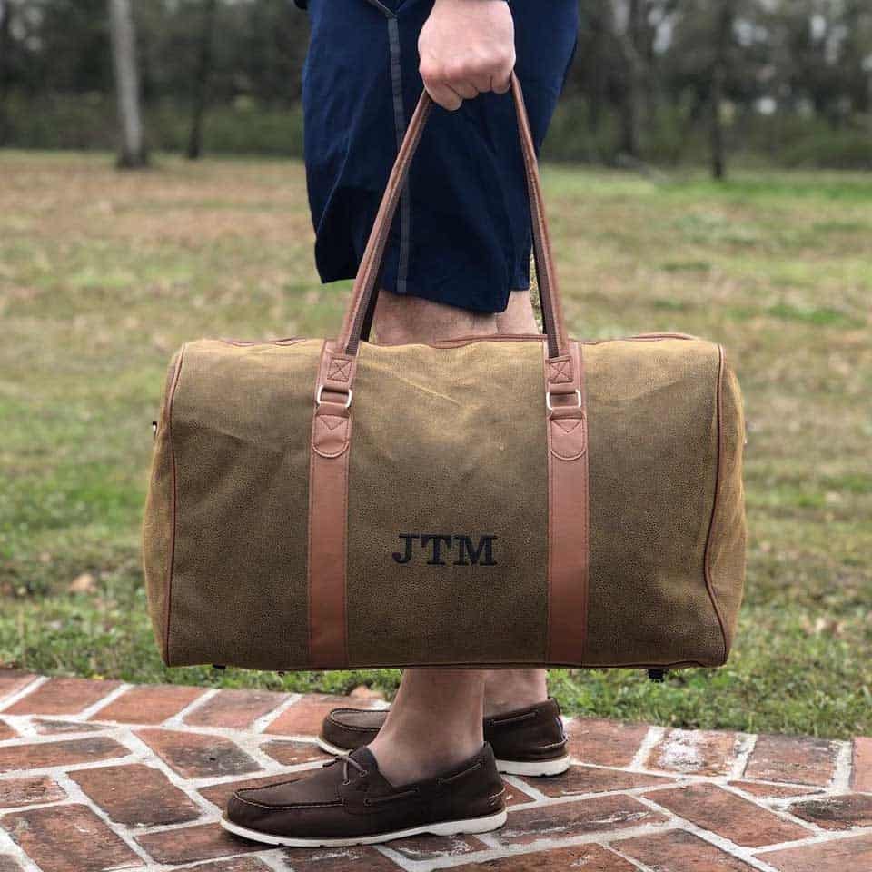 boyfriend anniversary gifts for him: Leather Weekender Bag