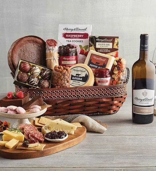 anniversary food gift for parents: Gourmet Specialty Snacks Basket with Wine