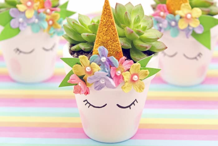 cute homemade gifts: unicorn planters