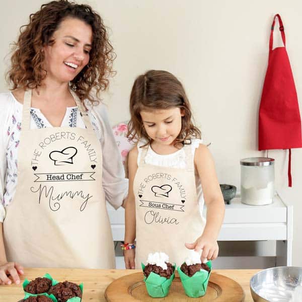 personalized gifts for mothers day: personalized apron