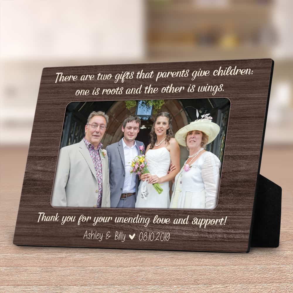 a custom desktop plaque gift for parents on wedding day
