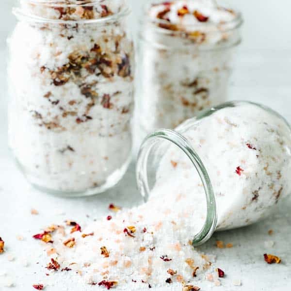 sweet things to make for your girlfriend: Homemade Bath Salts