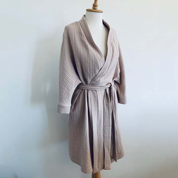 things to get your girlfriend for anniversary: Pastel Colors Kimono for your girlfriend