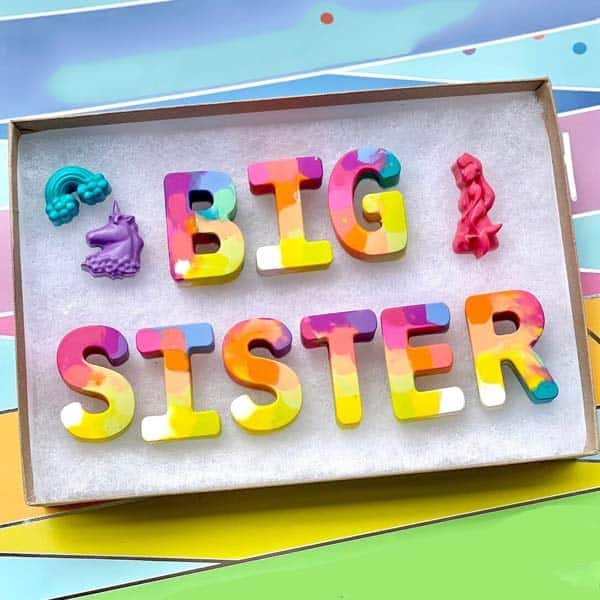 Personalized Crayons: gift ideas for new big sister