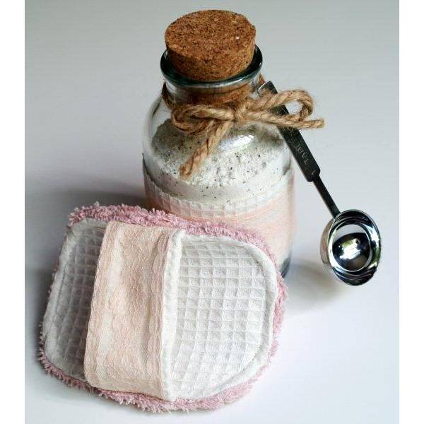 Spa Scrubbie and Tropical Bath Tea Soak Inexpensive Gifts For Coworkers