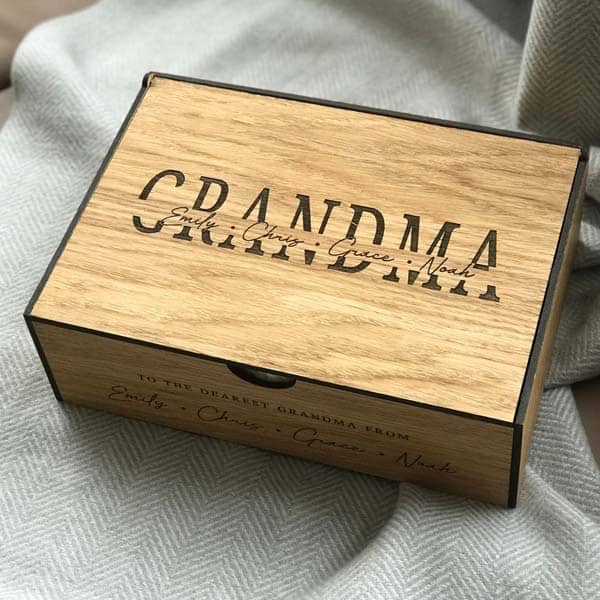 Memory Keepsake Box for grandma with grandkids' name
