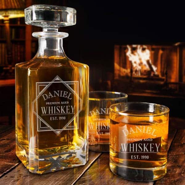 anniversary gift ideas for boyfriend: Whiskey Decanter Set