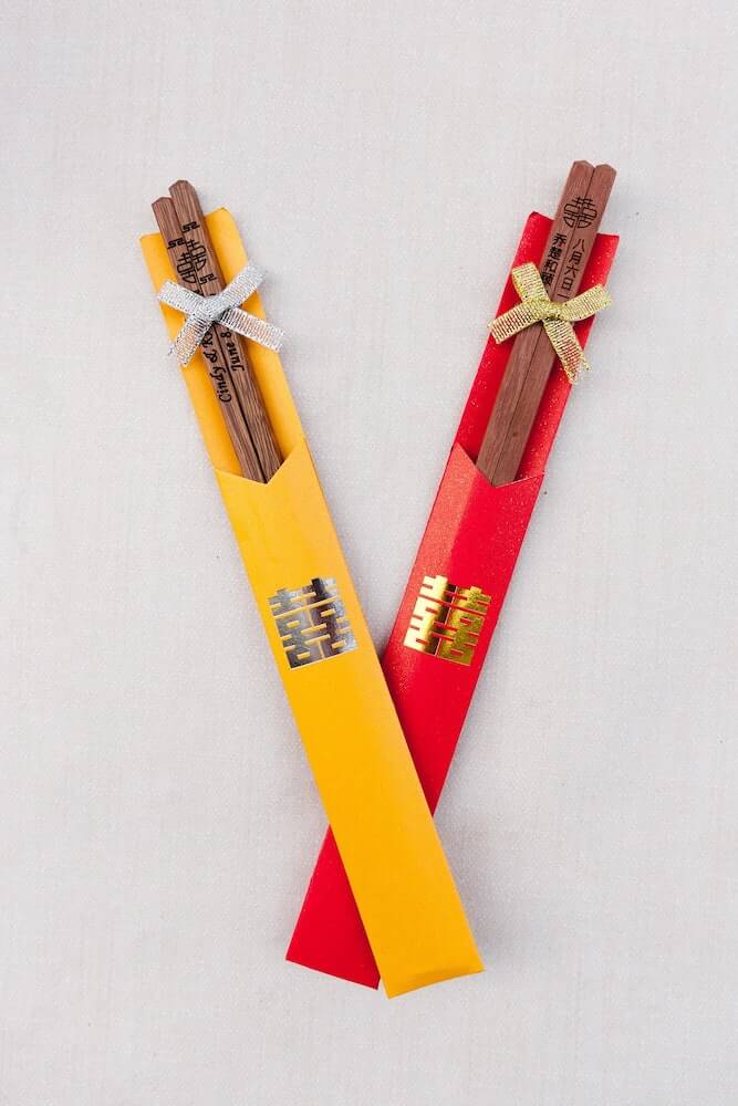 Chinese Wedding Favors - Engraved Chopsticks with Free Pouch