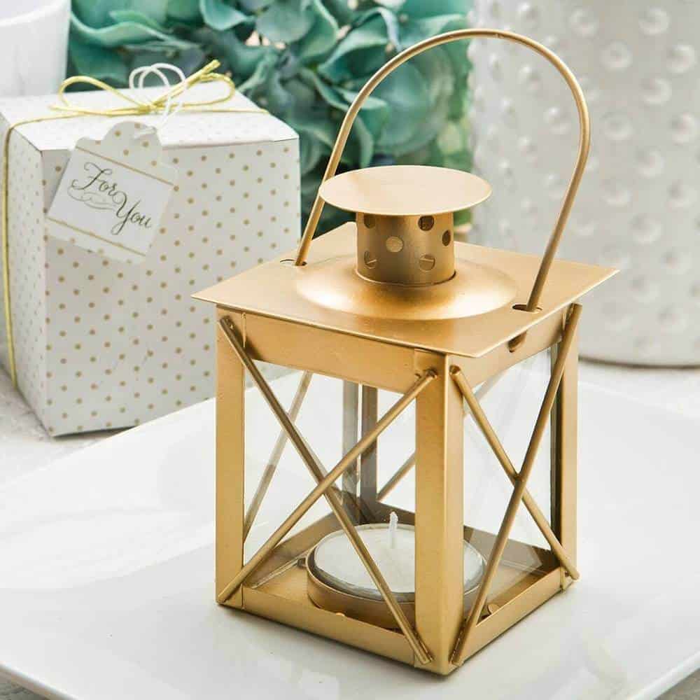 mini lantern - cheap wedding favor ideas