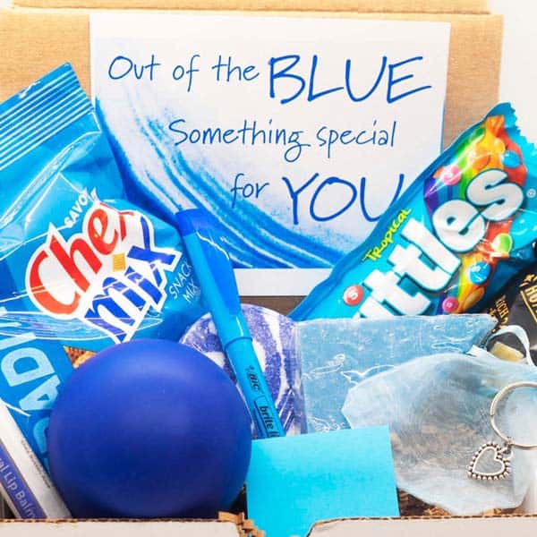 sweet ways to surprise the man you love: Out Of The Blue Gift Box