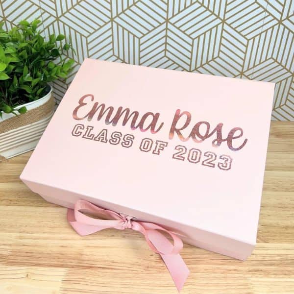 ideas for graduation gift: Graduation Keepsake Box