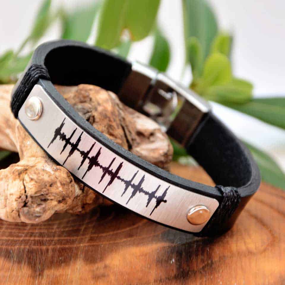 Personalized fathers day gifts: Sound Wave Bracelet
