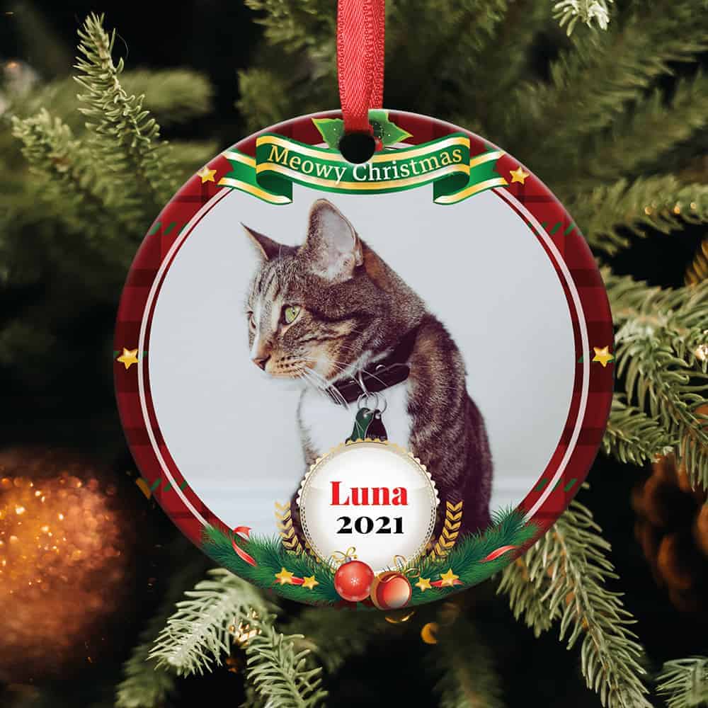 christmas gifts for cat lovers: Cat Photo Personalized Meowy Christmas Ornament