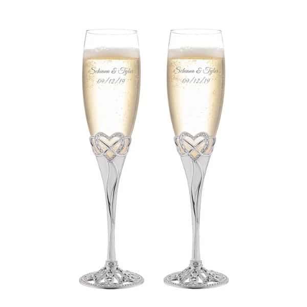 bridal shower gifts: Champagne Flutes