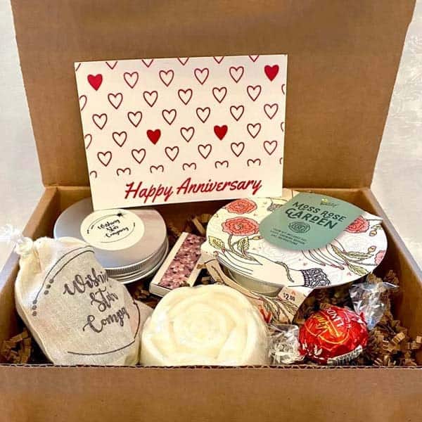 lgbt gift ideas: Anniversary Gift Box