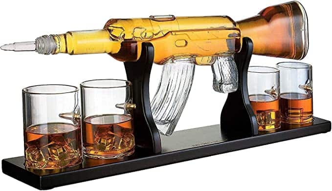 Gun Whiskey Decanter Set: gifts for infantryman