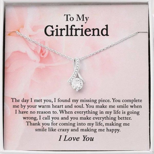 necklace to my girlfriend