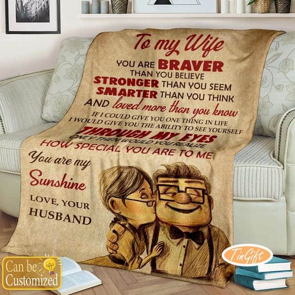Old Couple Blanket: wedding present guide for older couple