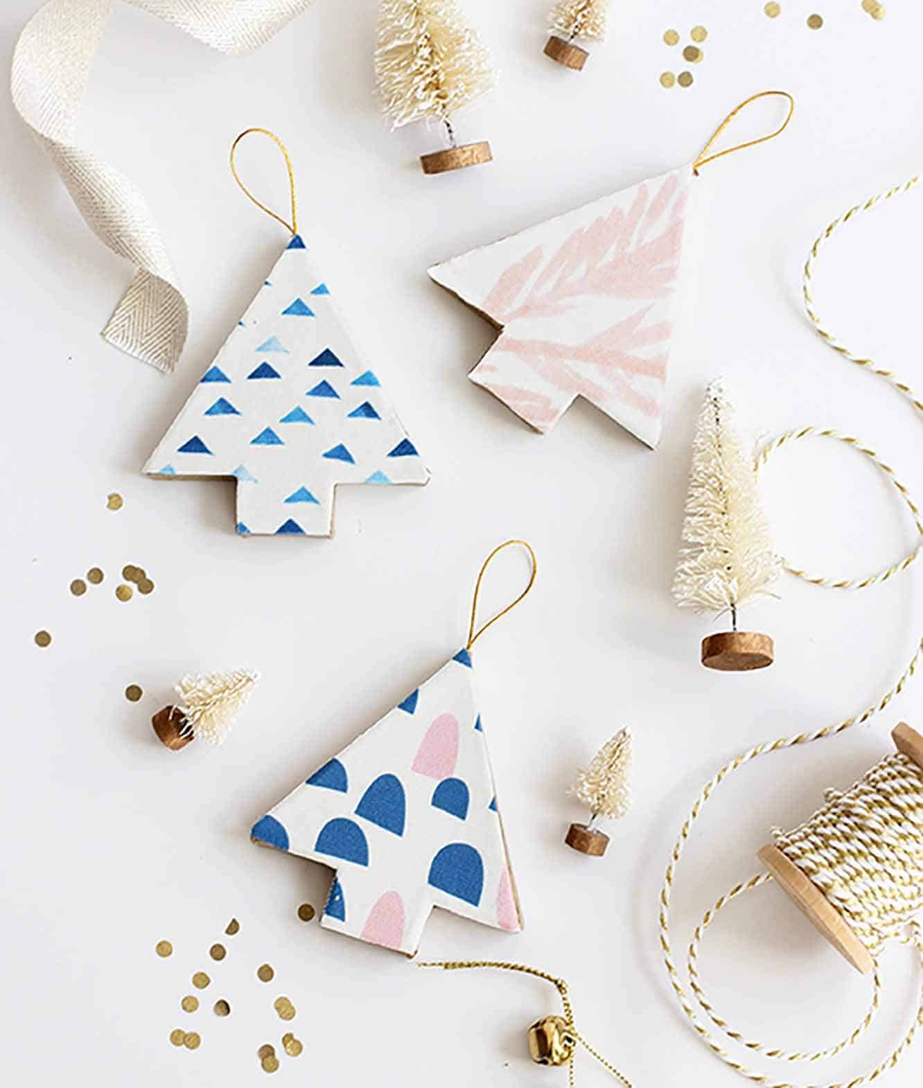 DIY Fabric Covered Tree Ornaments: small handmade gift ideas	