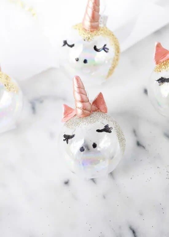 DIY Unicorn Ornaments: simple gift ideas for coworkers	