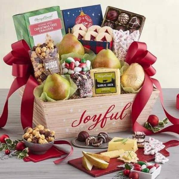 thoughtful gift for parents: _Gift Basket