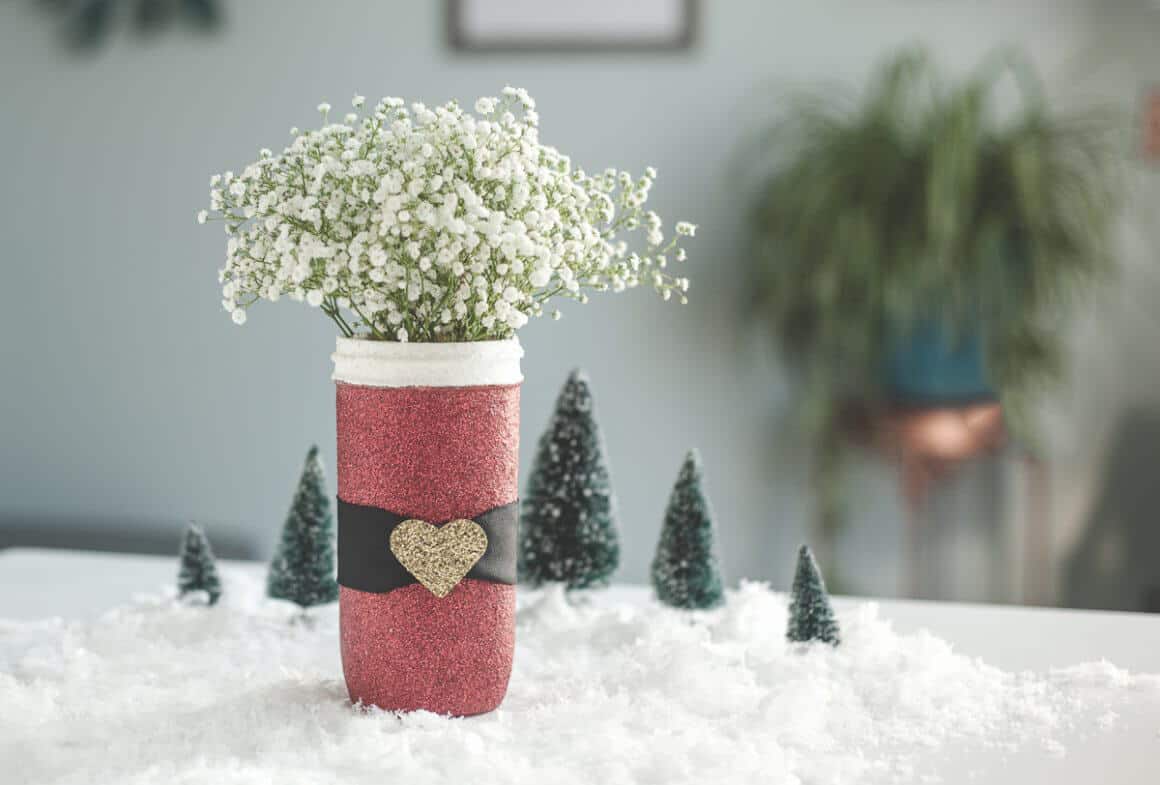 Glitter Santa And Snowmen Jar: good diy christmas gifts	