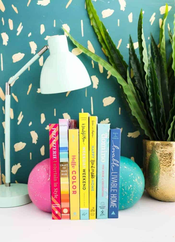 Splatter Painted Bookends: handmade gifts for christmas	