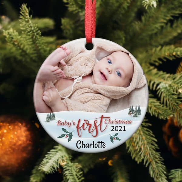 christmas gifts for one year old daughter: Baby’s First Christmas Photo Ornament