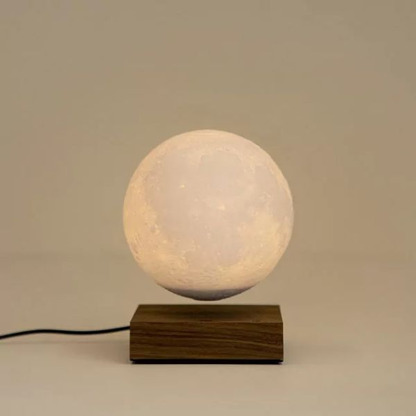 good christmas gifts for teenage daughter: Floating Moon Desk Lamp