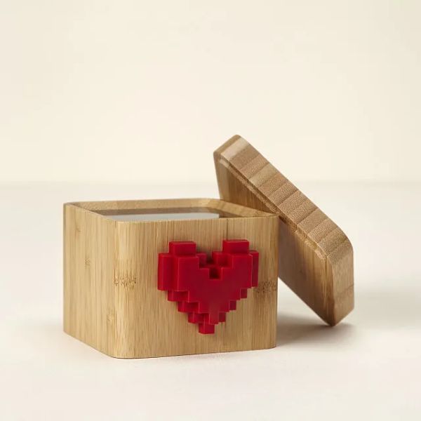 valentines day gifts for long distance relationship: Lovebox Spinning Heart Messenger