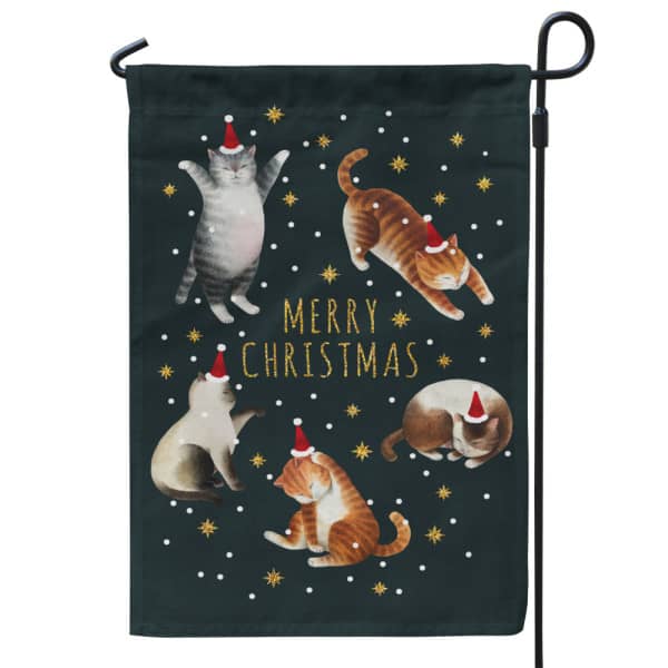 Christmas gifts for cat lovers: Merry Christmas Cat Garden Flag