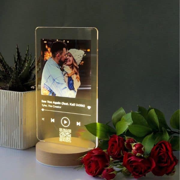 valentines day gifts for long distance relationship: Photo Touch Lamp
