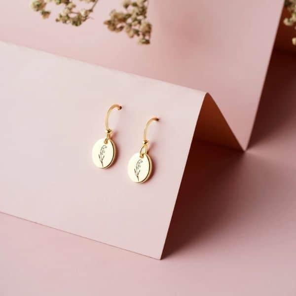 top mothers day gifts: birth flower earrings