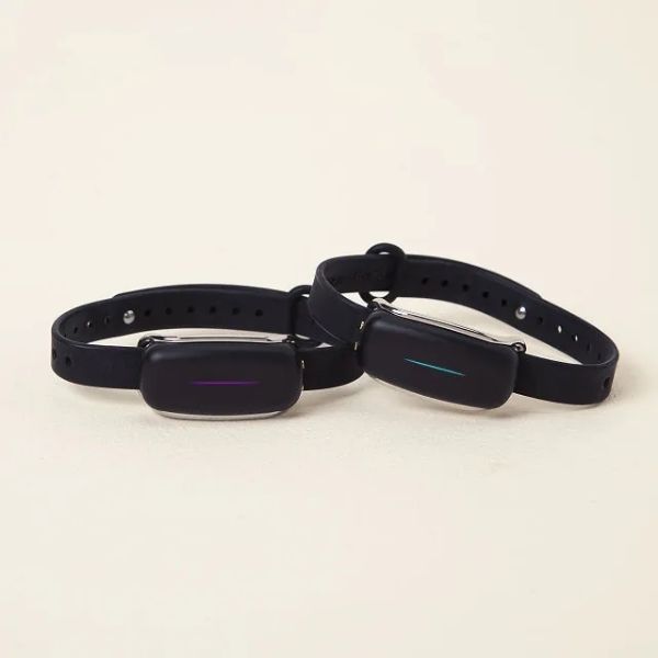special mothers day gifts: long distance touch bracelets