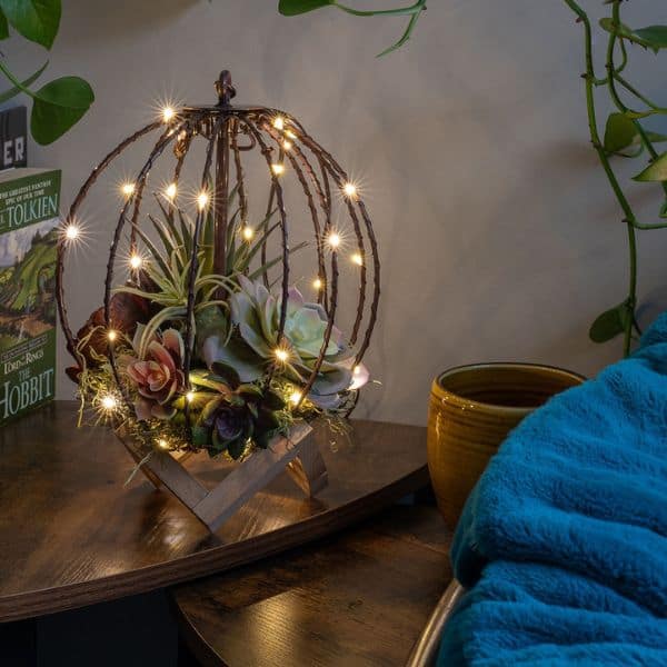 DIY Terrarium Light - DIY gifts for stepmom
