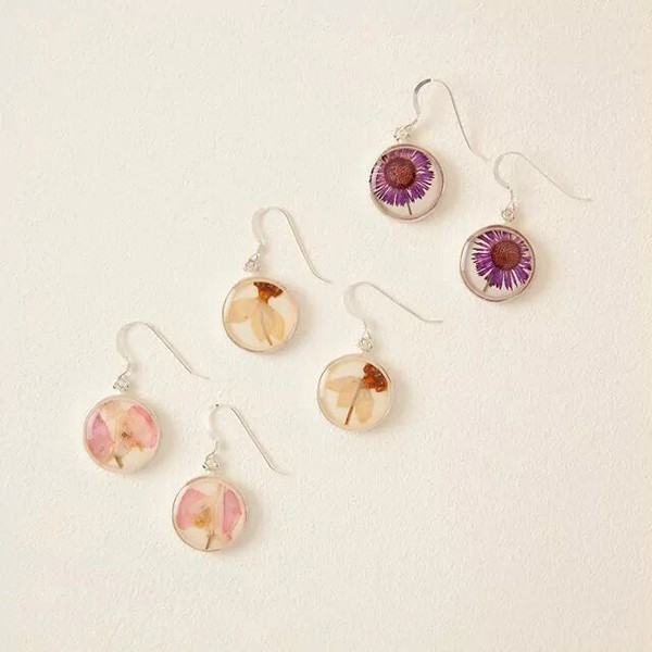 Birth Flower Earrings: gifts for grandma mothers day