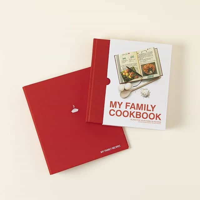 My Family Cookbook: gift for girlfriends parents
