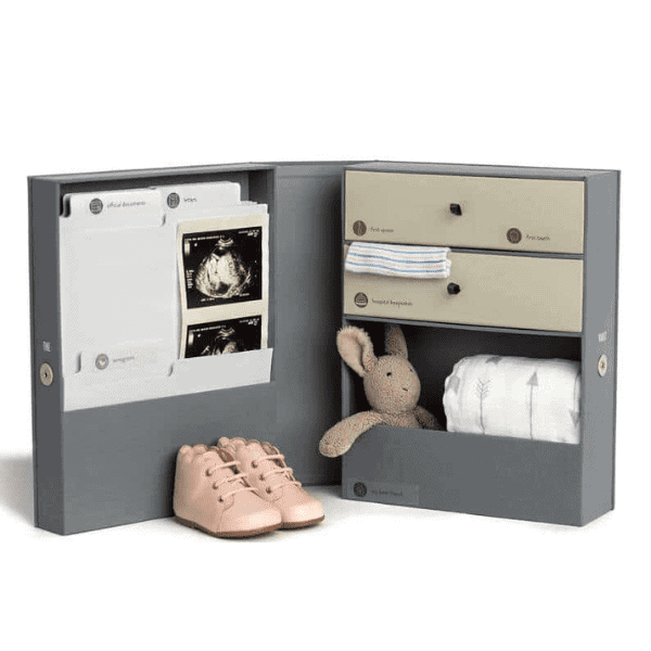 useful mother's day gifts for new mom: All-in-One Baby Keepsake Box