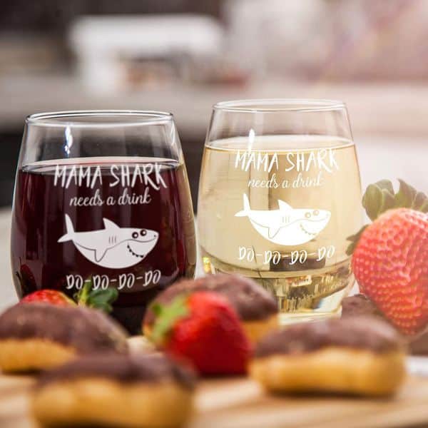 mama shark needs a drink wine glass - fun mother's day gift for wife